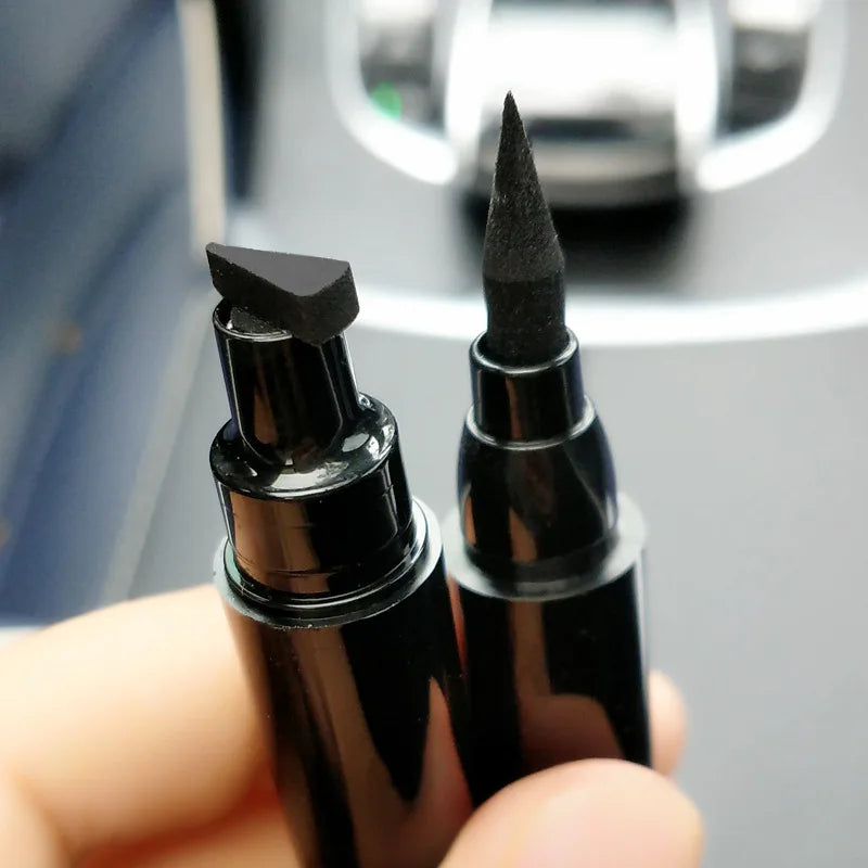 Eyeliner waterproof 2 en 1